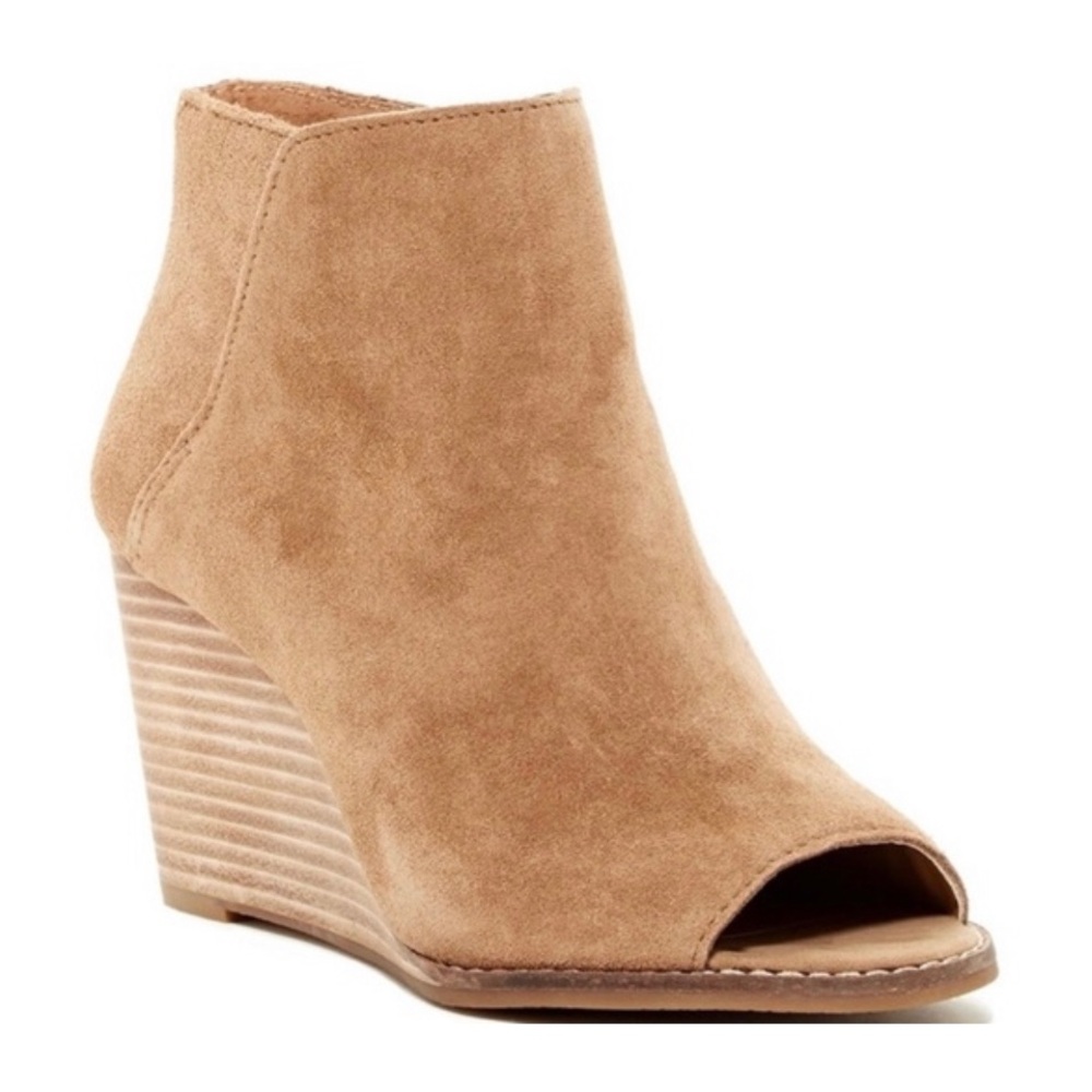 Lucky Brand Womens Jezzah Suede Bootie Sz 6